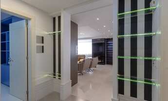 Imagem 5: Apartamento para Venda - 216.06m², 3 dormitórios, sendo 3 suites, 3 vagas - Menino Deus