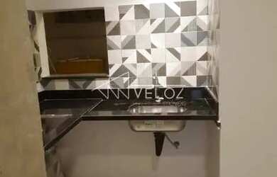 Imagem 15: Kitnet/Conjugado - / Residencial / Centro