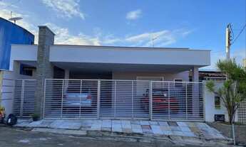 Imagem: Casa a venda em condomínio fechado na Avenida