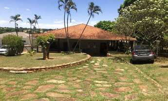 Imagem 2: Vendo Casa com excelente área verde no Lago Norte