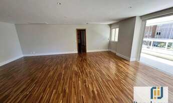 Imagem: Apartamento com 3 dormitórios, 172 m²