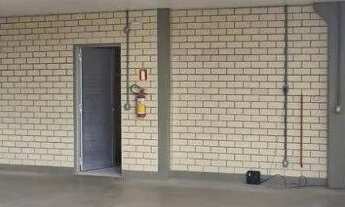 Imagem 5: Pavilhão no bairro Mathias Velho com 9m de pé direito