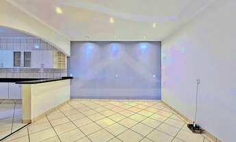 Imagem 2: Sobrado residencial / comercial á venda no Bairro Jardim Interlagos, próximo à Rod. Anhang