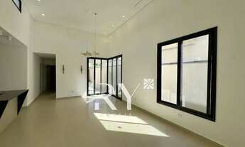 Imagem 3: Casa Térrea - Condomínio Malibu - Caçapava - 3 dormitórios - Escritório - Área Gourmet - 1