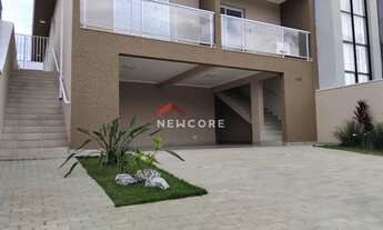 Imagem: Casa de condomínio em Alameda dos Jatobás