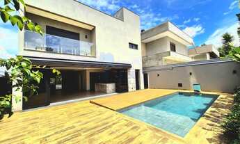 Imagem: Casa sobrado de 376m² com 05 suítes à