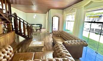 Imagem: Linda casa com 393 m2 úteis, 5 dormitórios