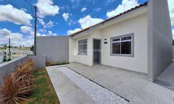 Imagem: Casa térrea reformada em condomínio à