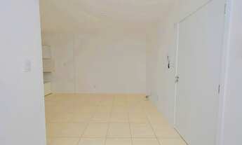Imagem 6: Apartamento de 2 dormitórios disponível para aluguel no bairro Areal em Pelotas RS, com bo