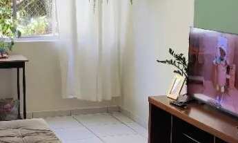 Imagem: Quarto amplo para mulher em Coqueiros