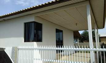 Imagem 2: Casa à Venda em Laguna - Próxima ao Farol de Santa Marta