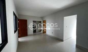 Imagem 3: Casa à venda, 3 quartos, 1 suíte, 2 vagas, São Jorge - Uberlândia/MG