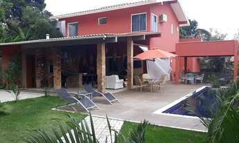 Imagem: Linda Casa com piscina e 4 suítes próximo