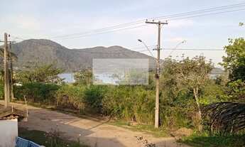 Imagem 2: Casa em Condomínio para Venda em Ubatuba, Praia da Lagoinha, 4 dormitórios, 1 suíte, 2 ban