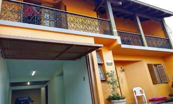 Imagem: Casa a venda na zona sul de Porto Alegre