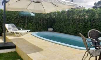 Imagem 7: Casa com Piscina e 03 Dormitórios em Condomínio Fechado