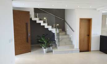 Imagem 2: Casa de condomínio sobrado para venda tem 212 metros quadrados com 3 quartos