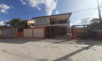 Imagem 2: Casa de condomínio para venda possui 800 metros quadrados com 4 quartos