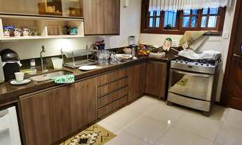 Imagem 2: Térrea para venda tem 441 metros quadrados com 5 quartos em Três Vendas - Pelotas - RS