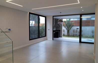 Imagem 3: Casa para Venda em Mogi das Cruzes, Jardim Marica, 3 dormitórios, 3 suítes, 5 banheiros, 4