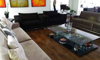 Imagem: UMA QUADRA DA AVENIDA PAULISTA E METRÔ