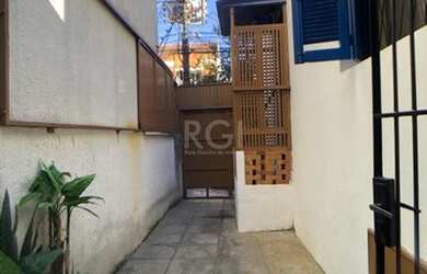 Imagem 4: Casa com 2 dormitórios na Cidade Baixa em Porto Alegre co edicúla nos fundos