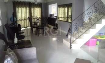 Imagem 2: Casa para Venda - 272m², 3 dormitórios, sendo 1 suítes, 2 vagas - Hípica