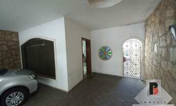 Imagem 5: Casa terreá para locação em frente a uma praça bem tranquila e com vigia 24 horas