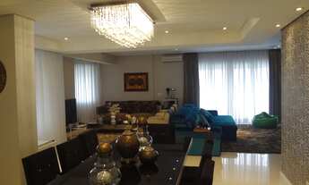 Imagem 3: APARTAMENTO ALTO PADRÃO COM 298 M² - CONDOMÍNIO EXCEPCIONAL - 4 VAGAS PARALELAS VISTA PAN