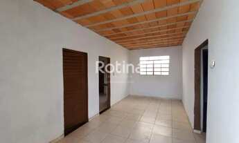 Imagem 3: Casa para alugar, 2 quartos, Osvaldo Rezende - Uberlândia/MG - R$ 900,00