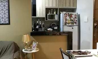 Imagem: Alugo apartamento 2/4, armarios, 2° andar