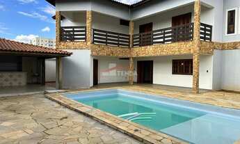 Imagem 7: Sobrado para aluguel tem 395 metros quadrados com 4 quartos em Vila Totoli - Franca - SP