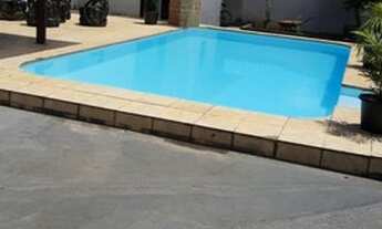 Imagem 4: Casa com piscina!
