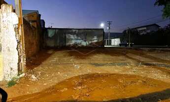 Imagem 2: TERRENO COM ÓTIMA LOCALIZAÇÃO