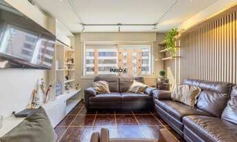 Imagem 3: Apartamento reformado com 115m², 3 dormitórios, 1 suíte e vaga de garagem