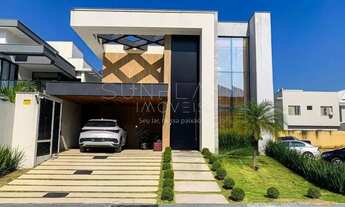 Imagem: Casa com 4 Quartos, sendo 3 suítes, à