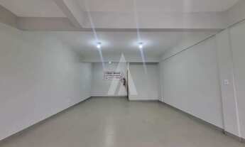 Imagem 4: Loja no bairro Comasa com aproximadamente 40,94m² e 1 lavabo interno e uma área externa co