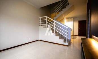 Imagem 2: Sobrado semimobiliado com 1 suíte e 2 quartos à venda no bairro Boa Vista em Joinville-SC