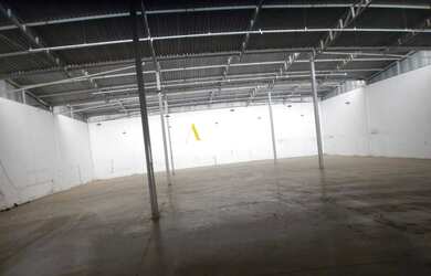 Imagem 10: Galpão com amplo pátio para estacionamento