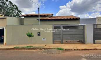 Imagem: COMODOS AMPLOS E 03 QUARTOS