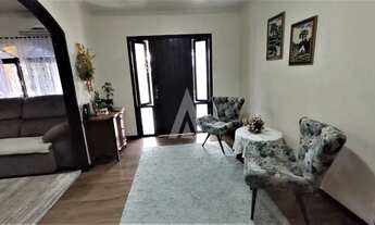 Imagem 4: Casa com 4 quarto(s) à venda no bairro Nova Brasília em Joinville, por R$ 635.000.00