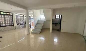 Imagem: Espaçosa casa 04 Quartos, Em Condomínio