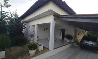 Imagem 2: Casa à Venda na AABB com Piscina e Terreno de 793 m² - Serra Talhada