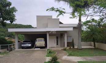 Imagem 7: Imóvel para aluguel possui 355 metros quadrados com 4 quartos