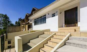 Imagem 5: Casa de 211m² com 3 quartos em rua calma no Pilarzinho