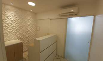 Imagem 2: Portuguesa da Ilha - Sala 34 m2, com recepção, 01 de garagem excelente estado