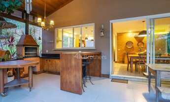 Imagem 3: Casa com 5 dormitórios à venda, 630 m² por R$ 3.500.000,00 - Araras - Petrópolis/RJ