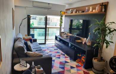 Imagem 2: Apartamento para venda tem 94 metros quadrados com 3 quartos em Tijuca - Rio de Janeiro