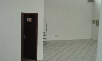 Imagem 6: LOJA COMERCIAL NO BAIRRO HAUER, ÓTIMA LOCALIZAÇÃO - 200M2