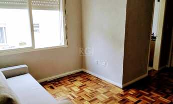 Imagem 2: Òtimo apartamento com vaga coberta e espaço para depósito